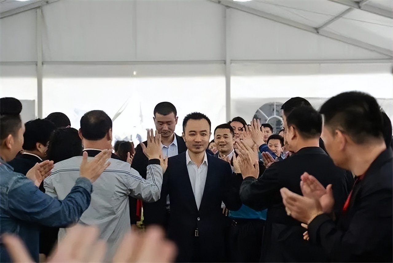 俞凌雄资助学生,俞凌雄成长全过程