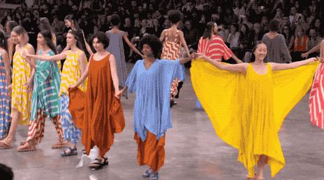 日本设计师三宅一生经典语录,日本顶级三宅一生设计