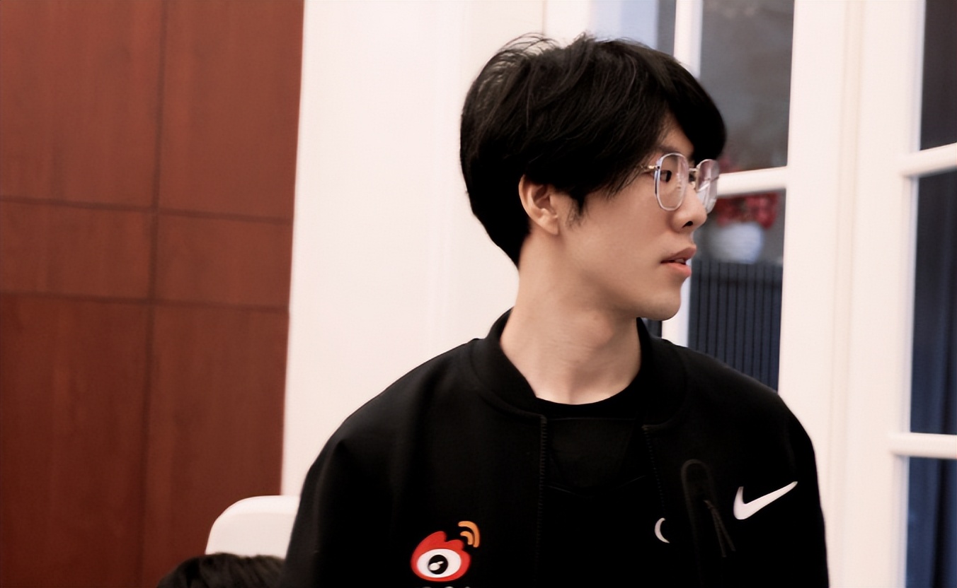 theshy复播打青铜局,theshy复播拉克丝