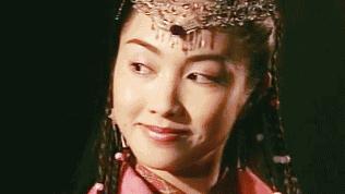 黎姿的下巴怎么改善的,黎姿面部变化