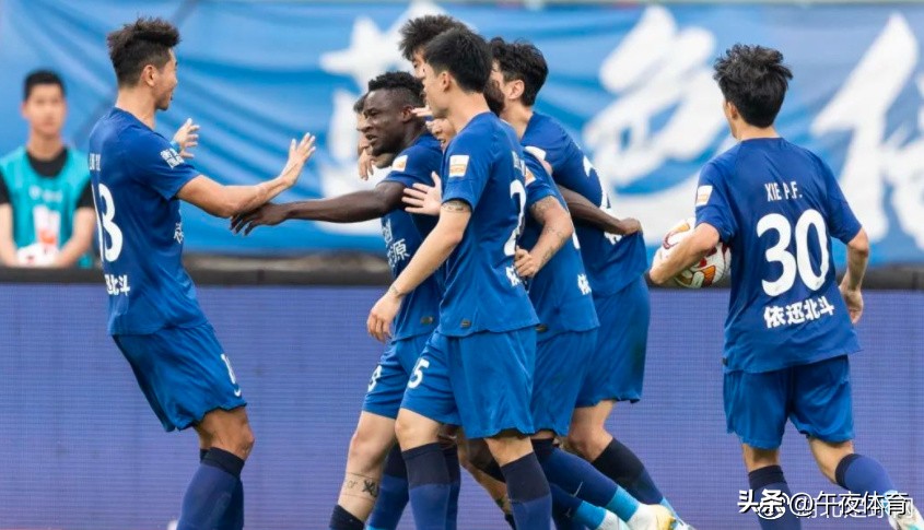 武汉三镇队五球大胜南通支云，这会是球队觉醒的开始吗？