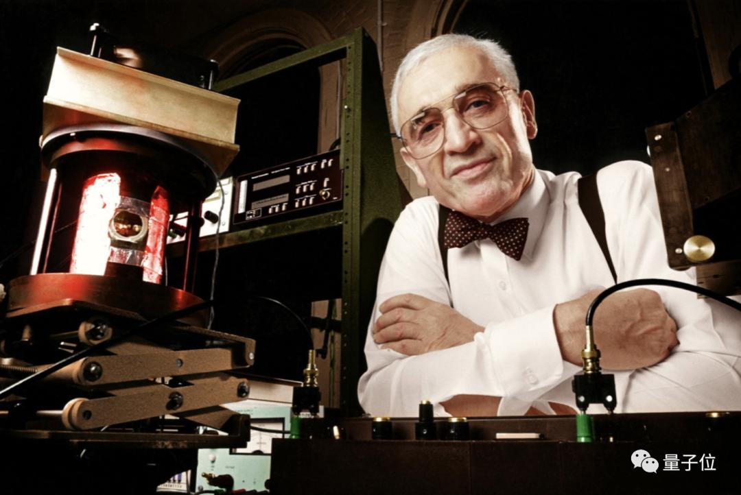 led之父是谁,led发明者简介