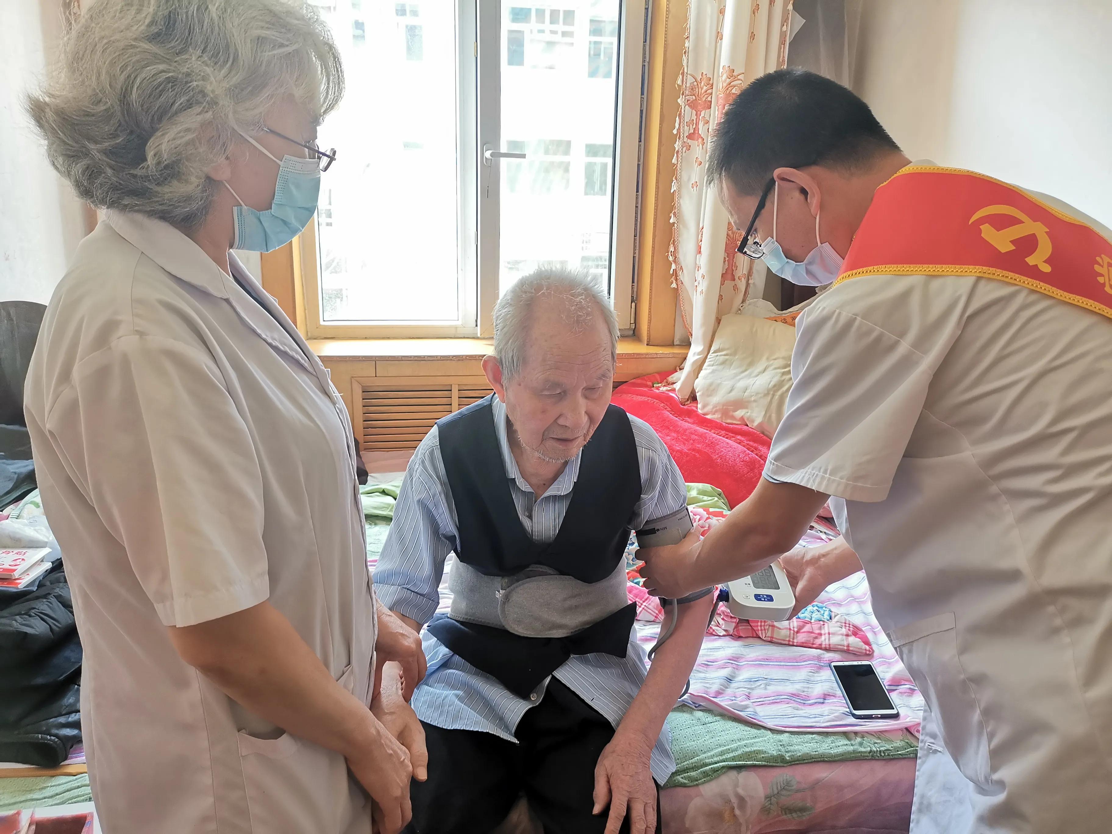 关爱百姓健康社区义诊送药活动,关爱老人健康义诊进社区活动方案