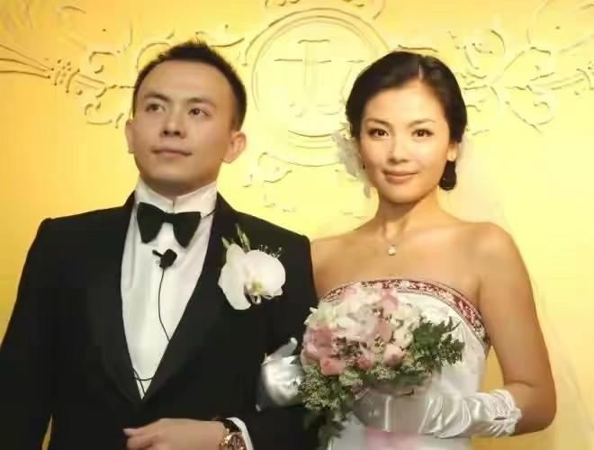 娱乐圈闪婚的明星夫妻现状,娱乐圈十对闪婚的明星夫妻
