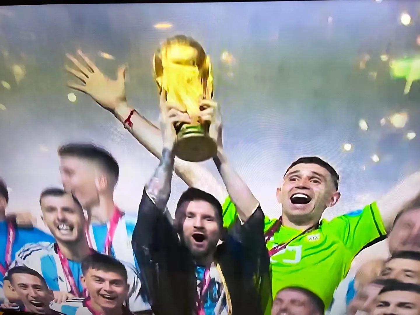 这样的足球你怎能不爱英语翻译,这样的足球你怎能不爱