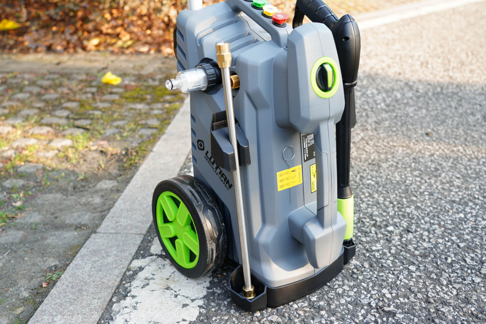 新年汽车清洗视频,新年清洁生活小妙招