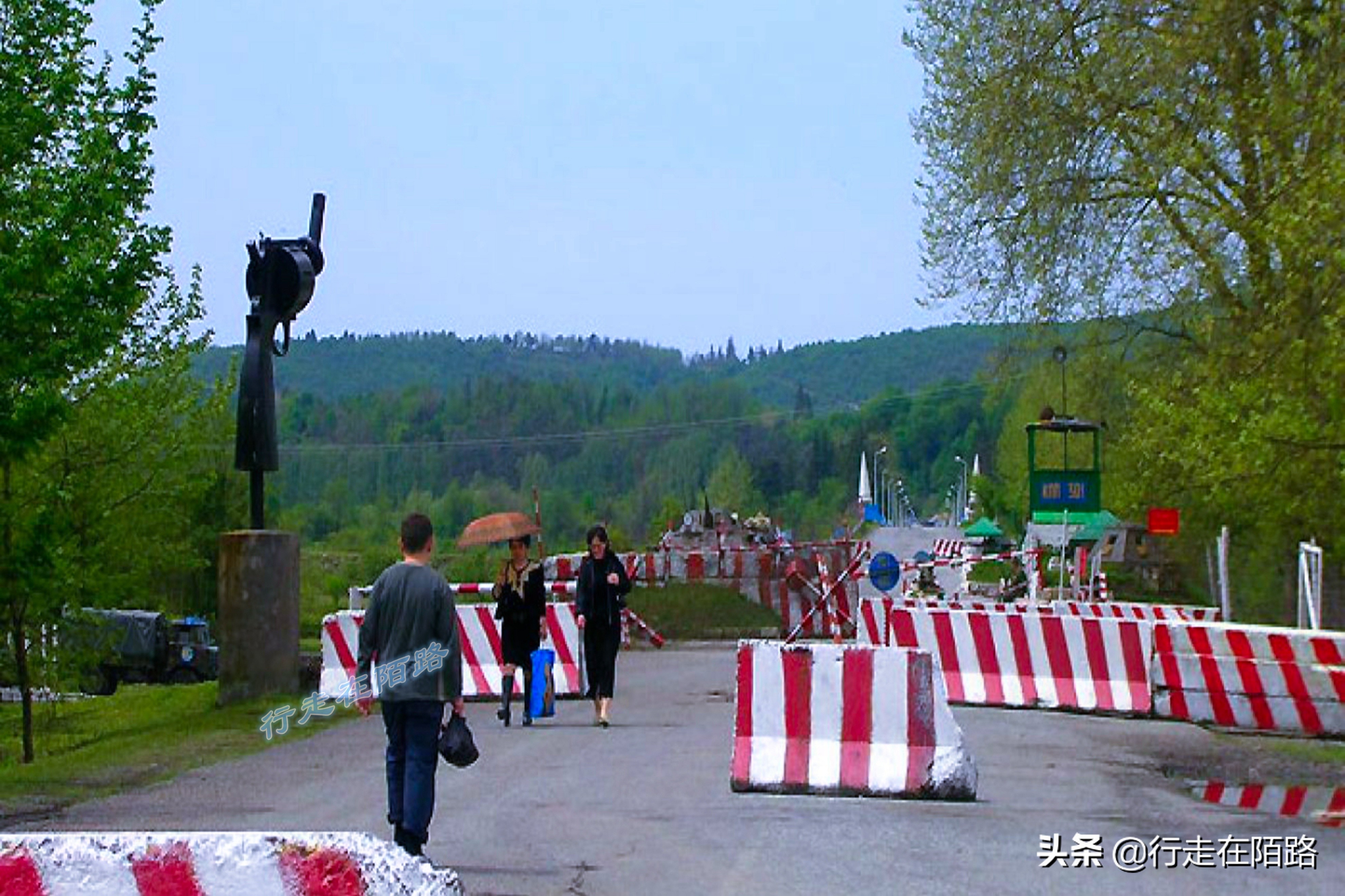 环游黑海第一个难关：海关盘查六个小时，靠一句话成功入境