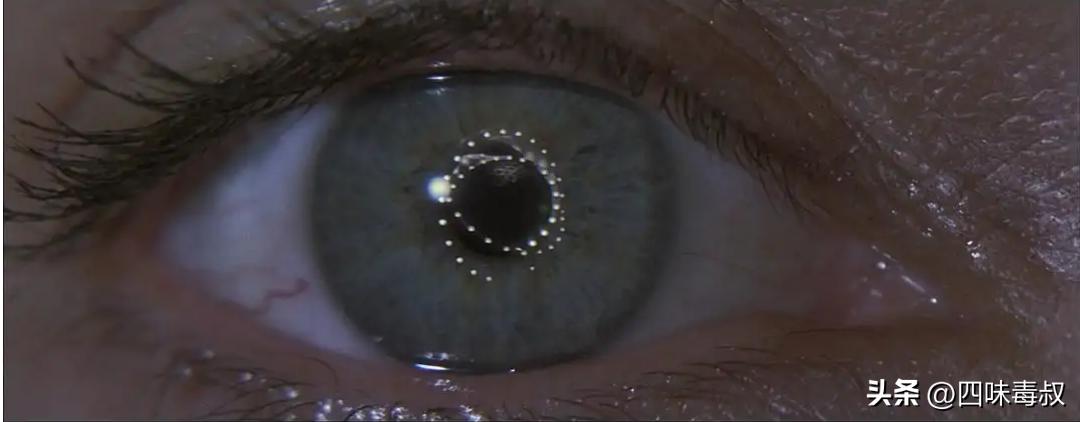 当飞船撞见魔鬼，神学便附体在科学身上