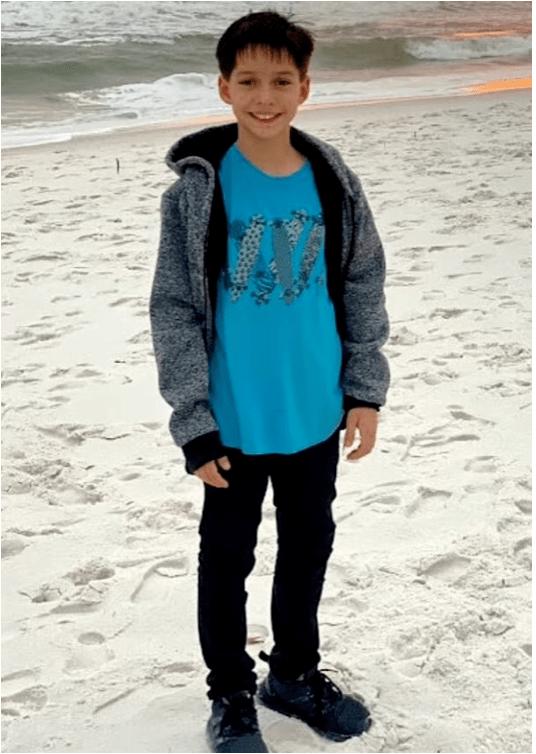 美国普通家庭有几个孩子,美国自己在家教孩子不上学可以吗