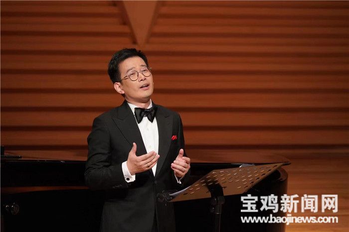 歌唱家石倚洁练声,宝鸡音乐厅石倚洁