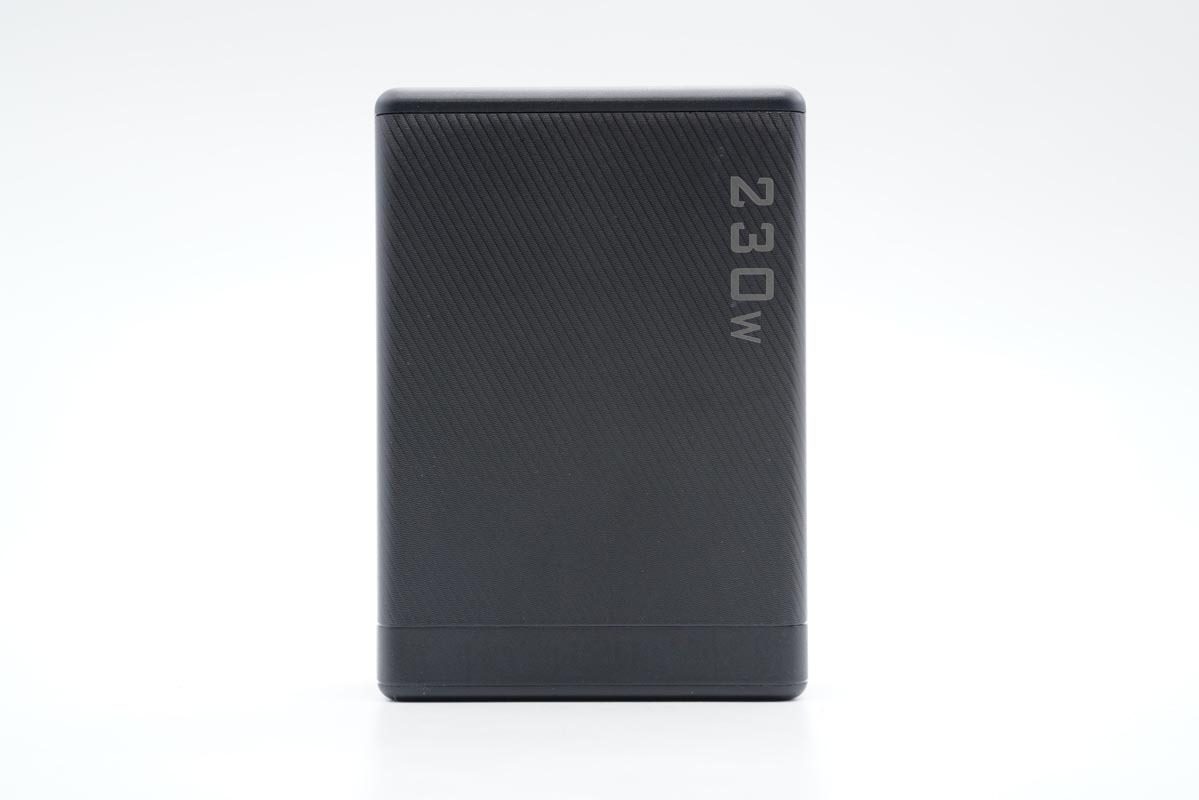 4C1A五个口，总功率达230W，华科生230W桌面充拆解