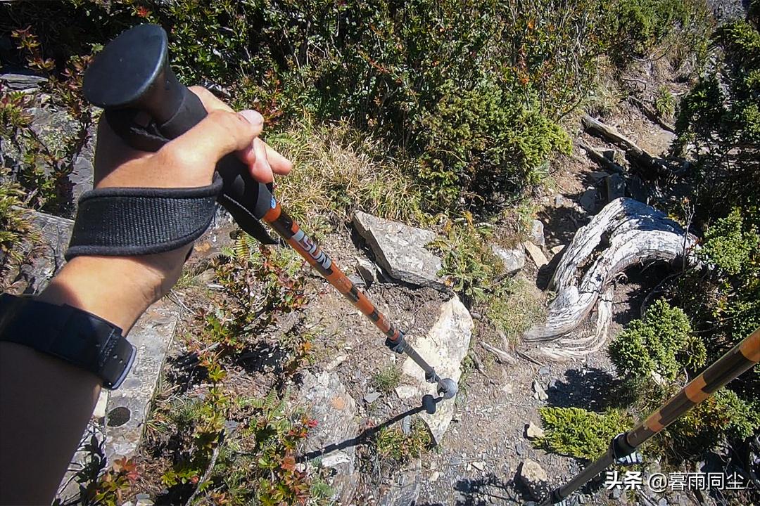 登山杖使用攻略,登山杖登山的时候怎么用