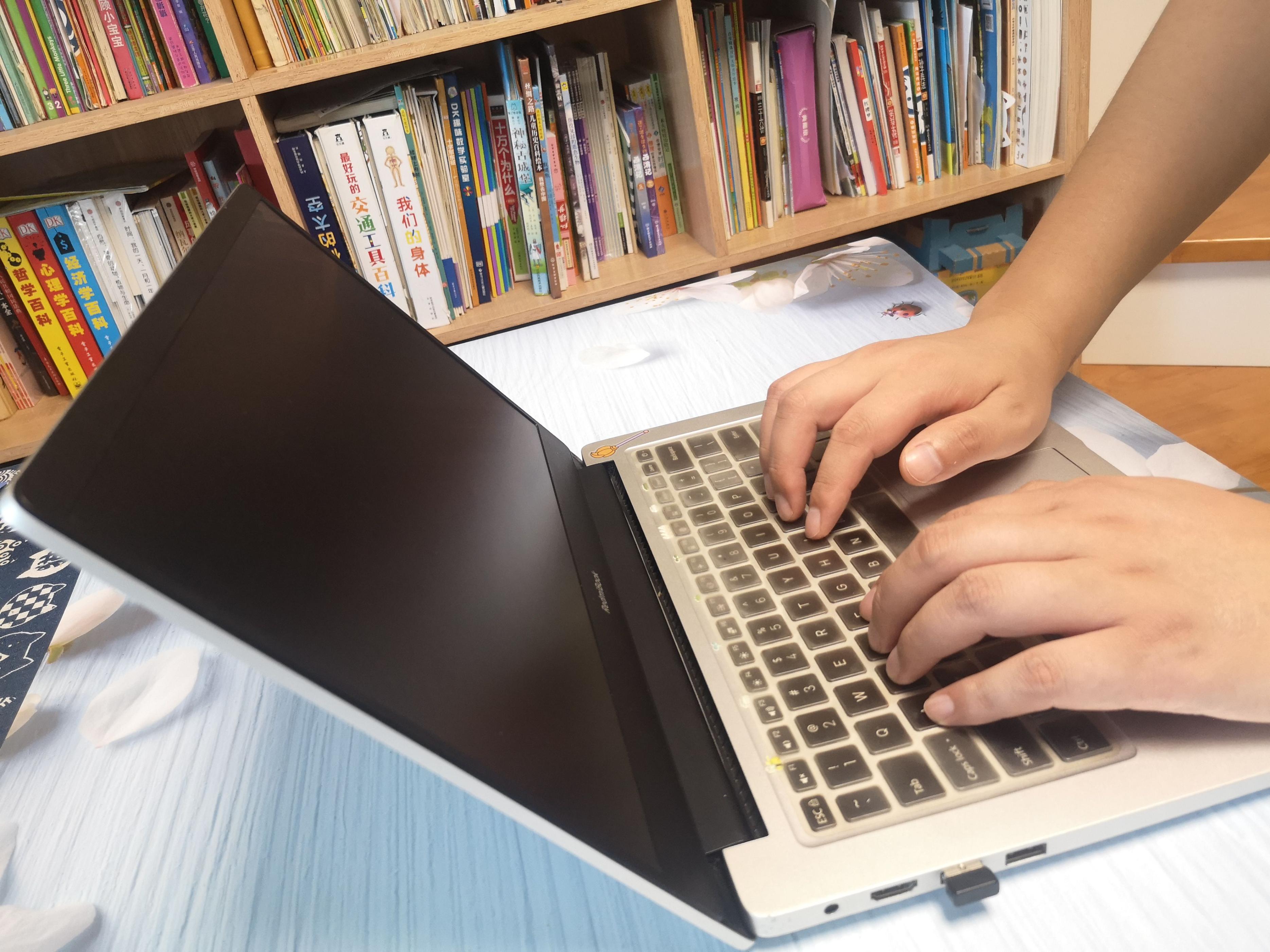 信息安全与隐私保护,防窥膜360度防窥全方位保护隐私