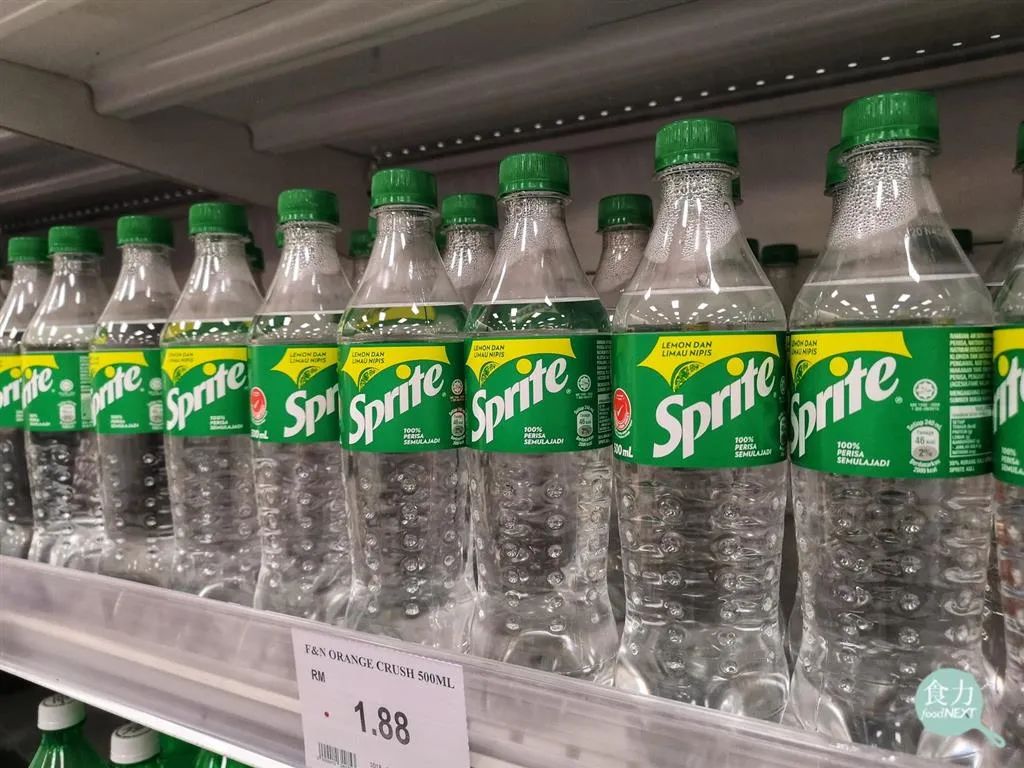 雪碧宣布放弃绿瓶包装图片,雪碧为什么放弃绿瓶包装