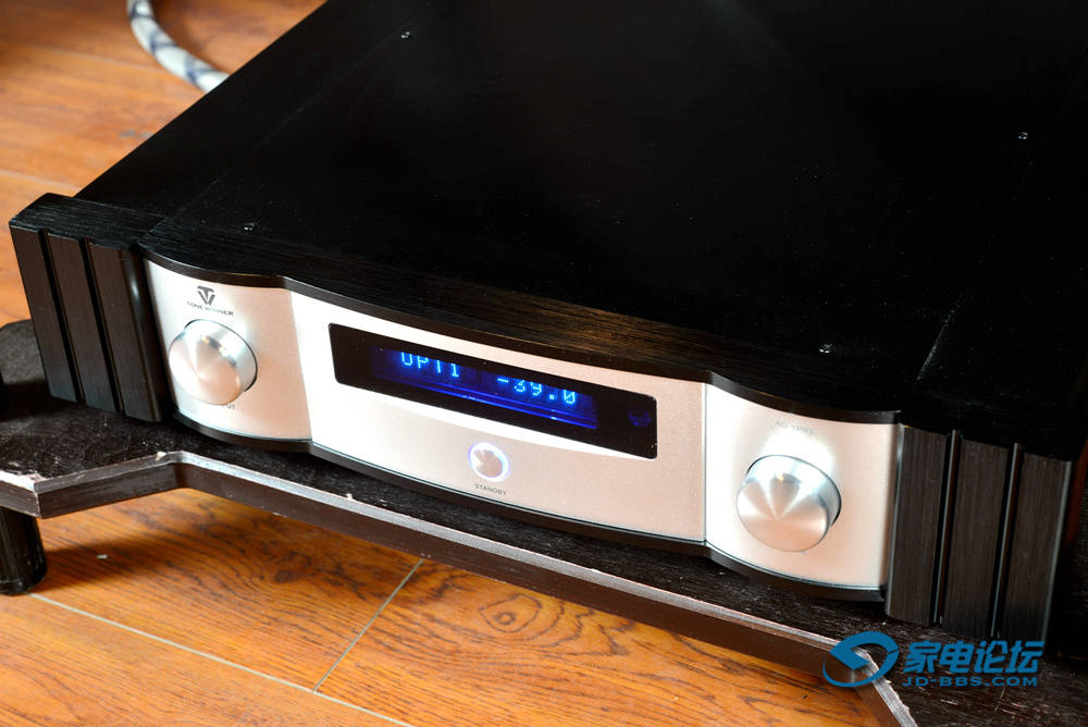 另类点音源发烧友的福音:德国AUDIUMComp5.2有源音箱