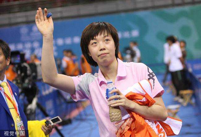 富商徐威:分手袁立后转身娶张怡宁,拿下大魔王,全靠岳母撑腰