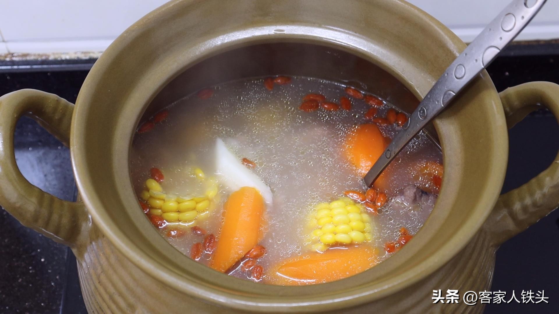 适合秋季全家老少喝的广东靓汤,分享夏天广东靓汤的100种做法