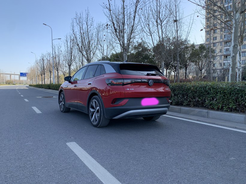 气质绝佳的ID.4CROZZ，让我很惊喜