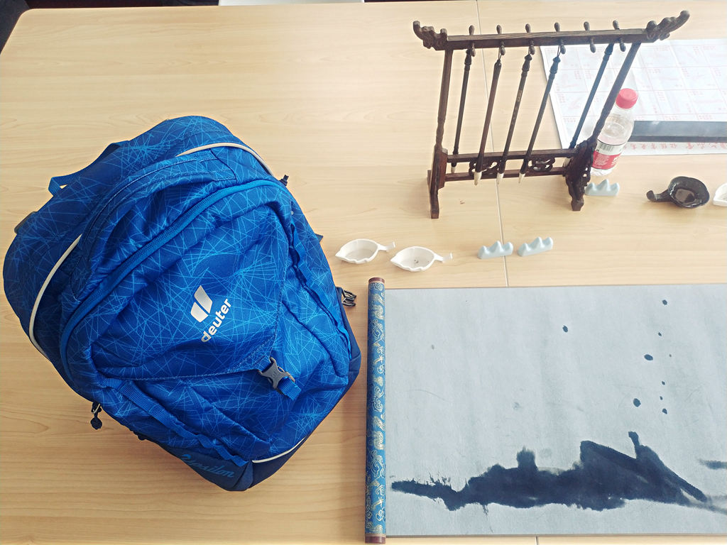 保护脊柱,健康成长:多特(Deuter)Ypsilon优习护脊中学生书包