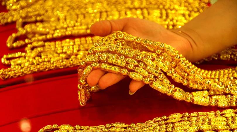 银饰和黄金的优缺点,黄金和银饰对比