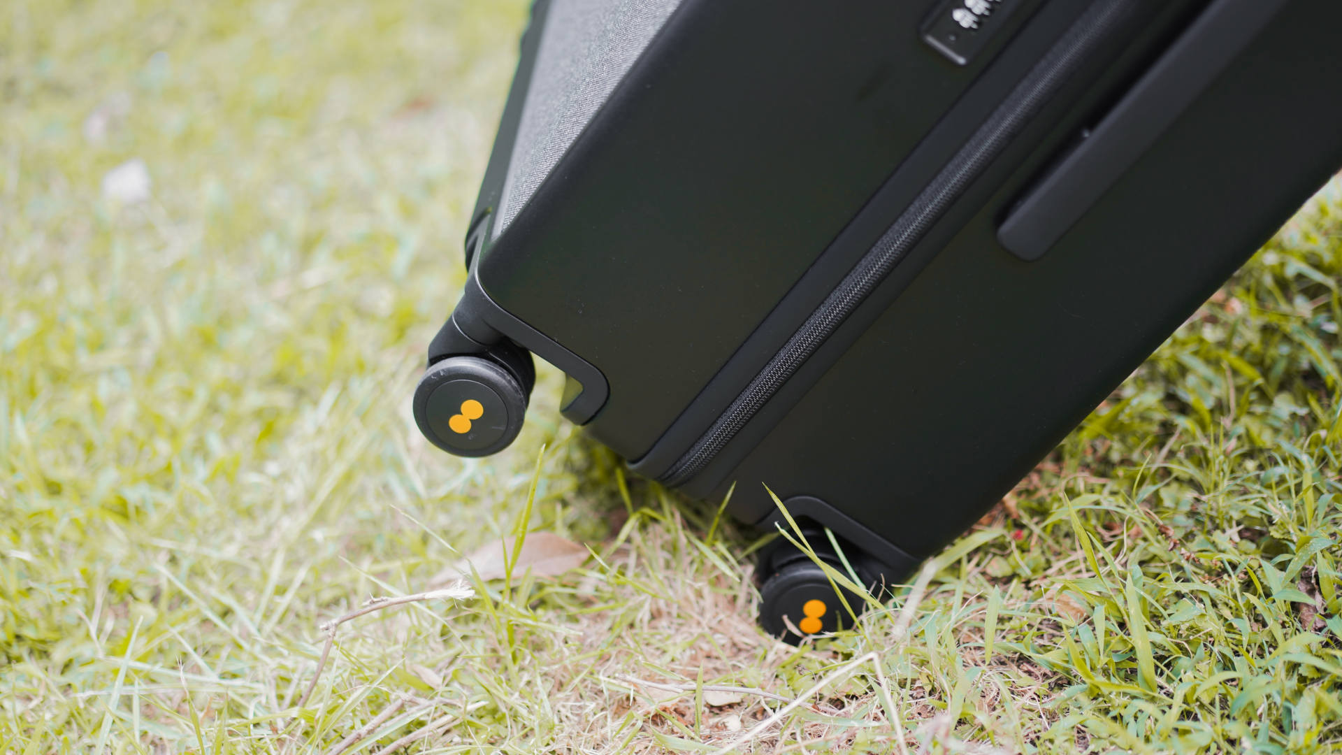 带上它，随处都是家—地平线8号城市脉搏拉杆箱