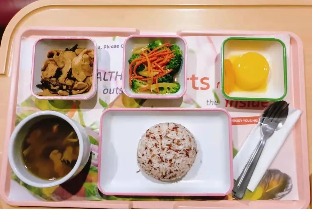 国外生娃真实经历,在新加坡生孩子有前途吗