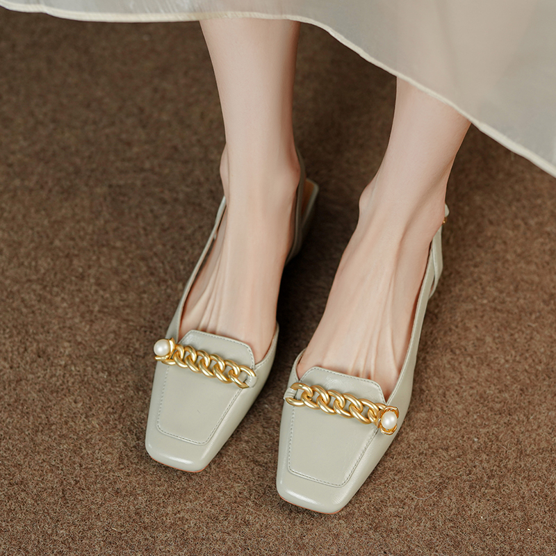 今年穿什么凉鞋好看?这20款好看不累脚