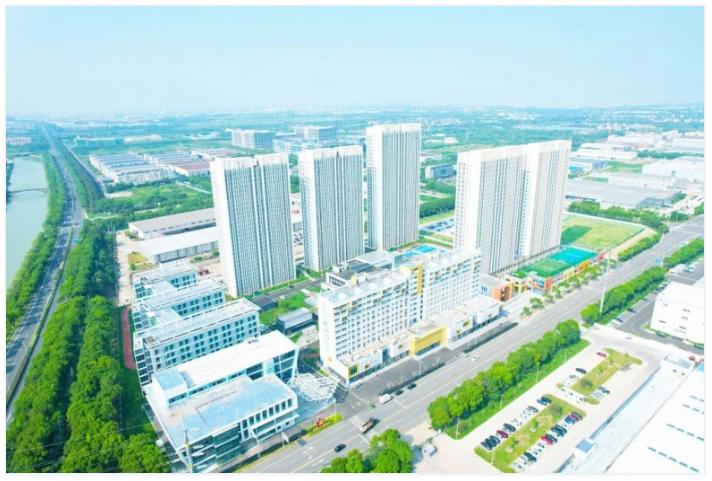 漫柏集团愿景,克而瑞未来潜力