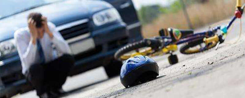 被人开车撞了后住院赔偿流程,开车撞人后怎么处理伤残赔偿