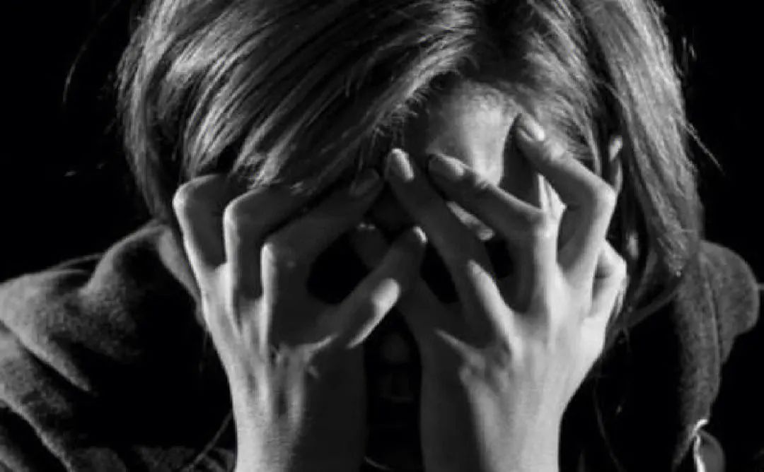 有人生来就抑郁吗,人不是生来就什么都有