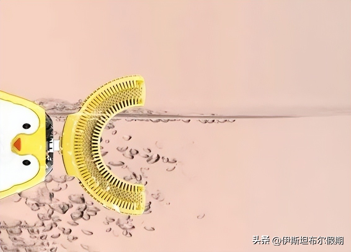 儿童刷牙半圆牙刷视频,可爱的宝宝牙刷让宝宝爱上刷牙