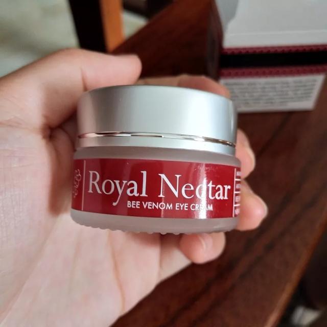 哪款眼霜补水抗皱效果好,保湿补水抗皱眼霜哪个牌子好