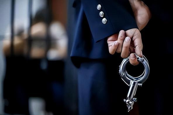 广东悍匪成瑞龙经历,十三条人命悍匪成瑞龙