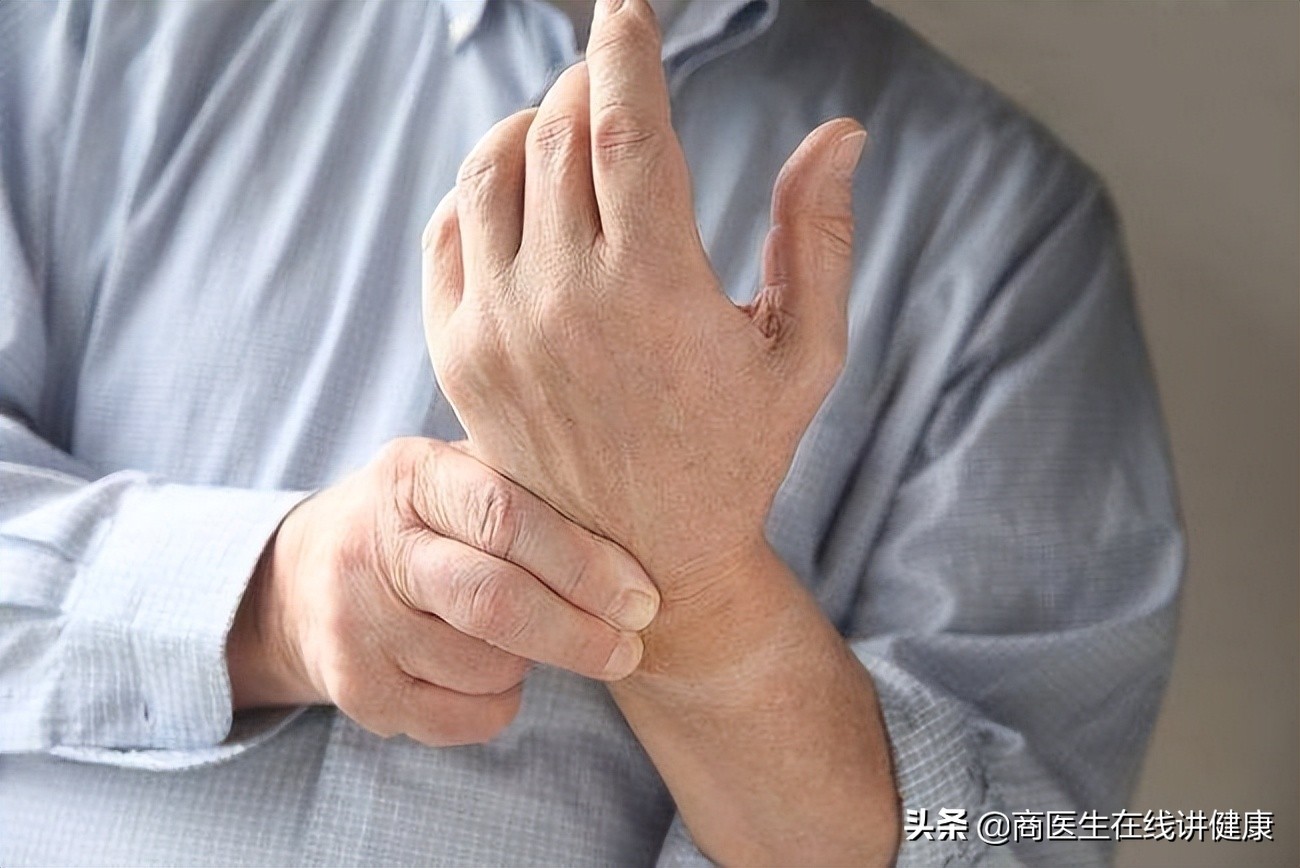 糖尿病人吃东西会有什么症状,糖尿病管住嘴迈开腿