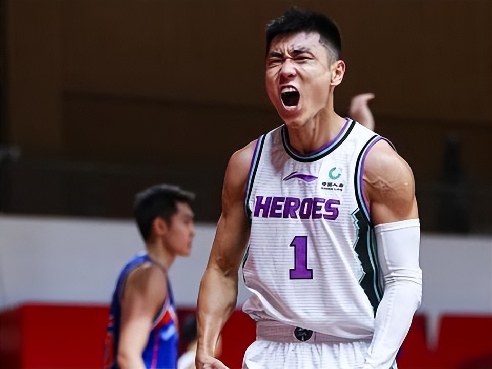 山东男篮首胜高诗岩怒吼庆祝,cba山东西王高诗岩原来是哪个队的