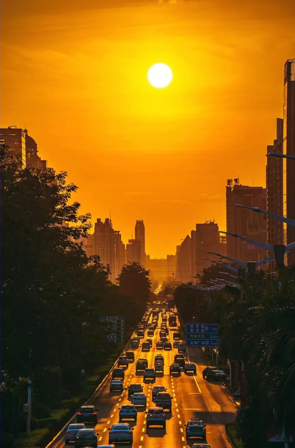 回到小县城朝九晚五,回到朝九晚五的心情说说