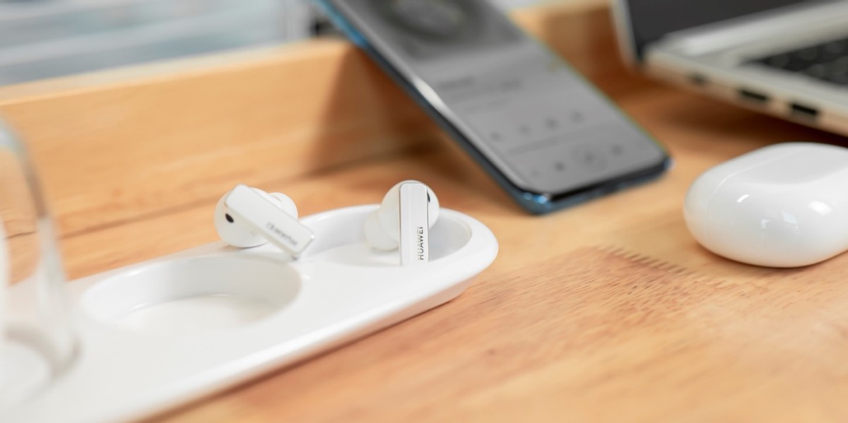 华为耳机freebudspro2静谧通话效果,华为耳机freebuds2pro普通版和高配