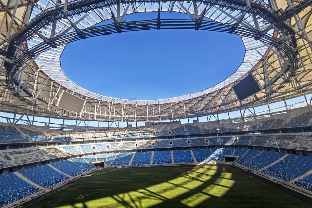 中国首座三面环海的世界级足球场,亚洲十座顶级足球场