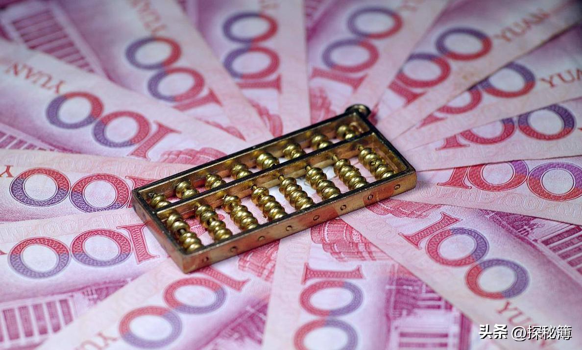 云南男子买到头怪牛，不吃不喝，肚里还长个大肉球，不料价值百万