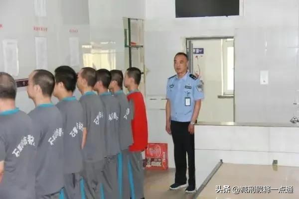 家人被刑事拘留关在看守所怎么办,家人刑事拘留了怎么办