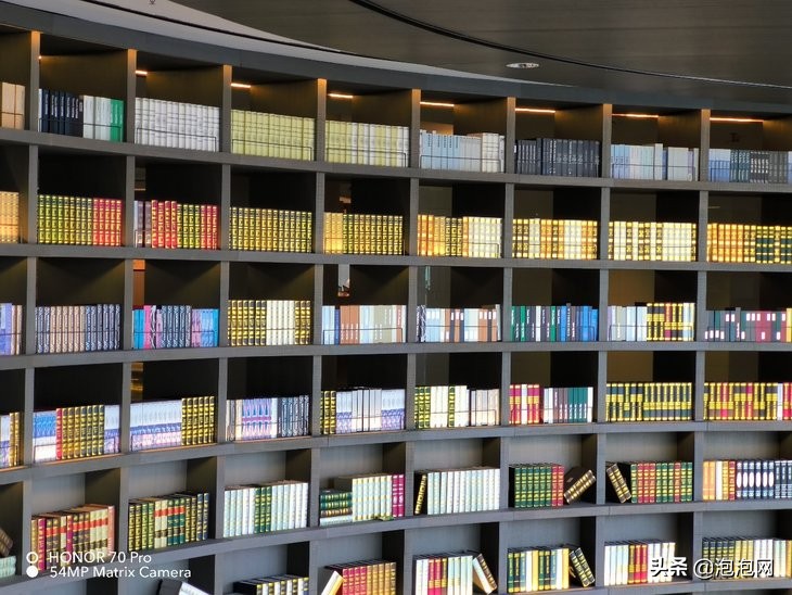 荣耀70pro深度评测,荣耀70pro上手实测惊喜不止一点点