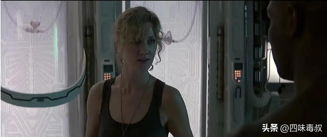 当飞船撞见魔鬼，神学便附体在科学身上