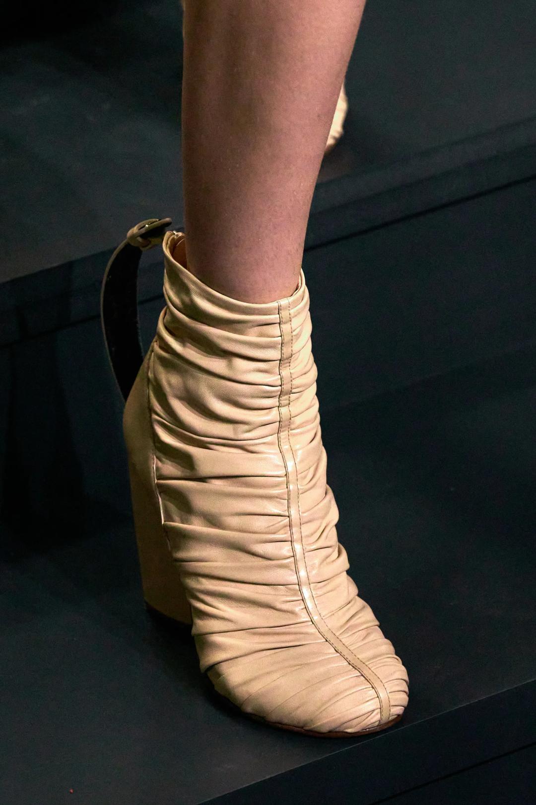 2023秋冬伦敦时装周收官,2022秋冬巴黎时装周什么时候开始