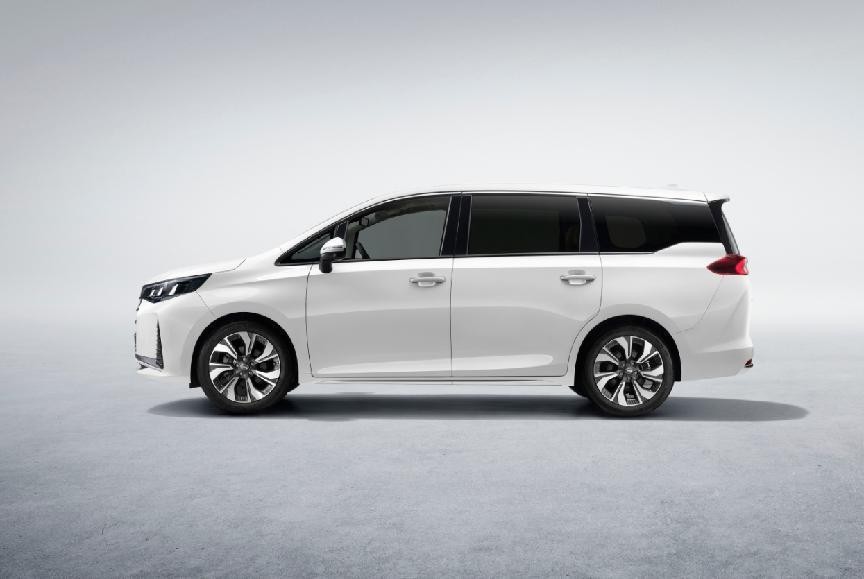 代步家用两不误四款紧凑型mpv推荐,家用级mpv桃花眼不妨看看这两款