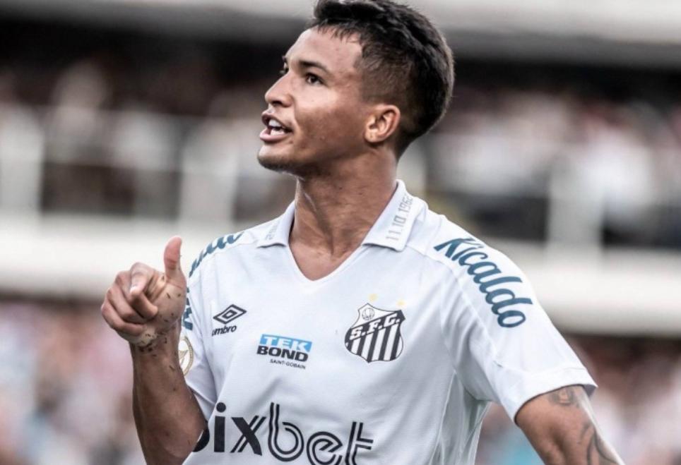 梅西转会曼城的合同曝光,英超曼城转会切尔西