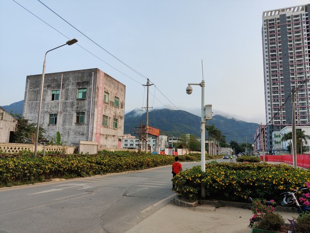 我，年薪20万，19年在惠州买下200万的房子，如今以130万也卖不掉