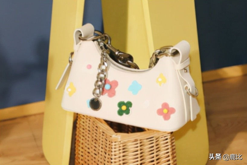 价格不高的品牌包包,最适合买的大牌包