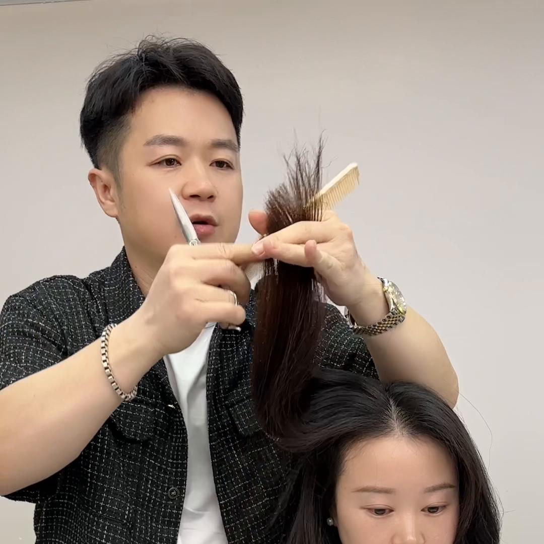 烫发万能层次裁剪教程,造型烫发层次裁剪教程