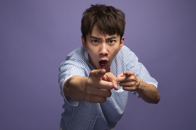 怎么样开发一款手机app,用手机开发一个简单的app