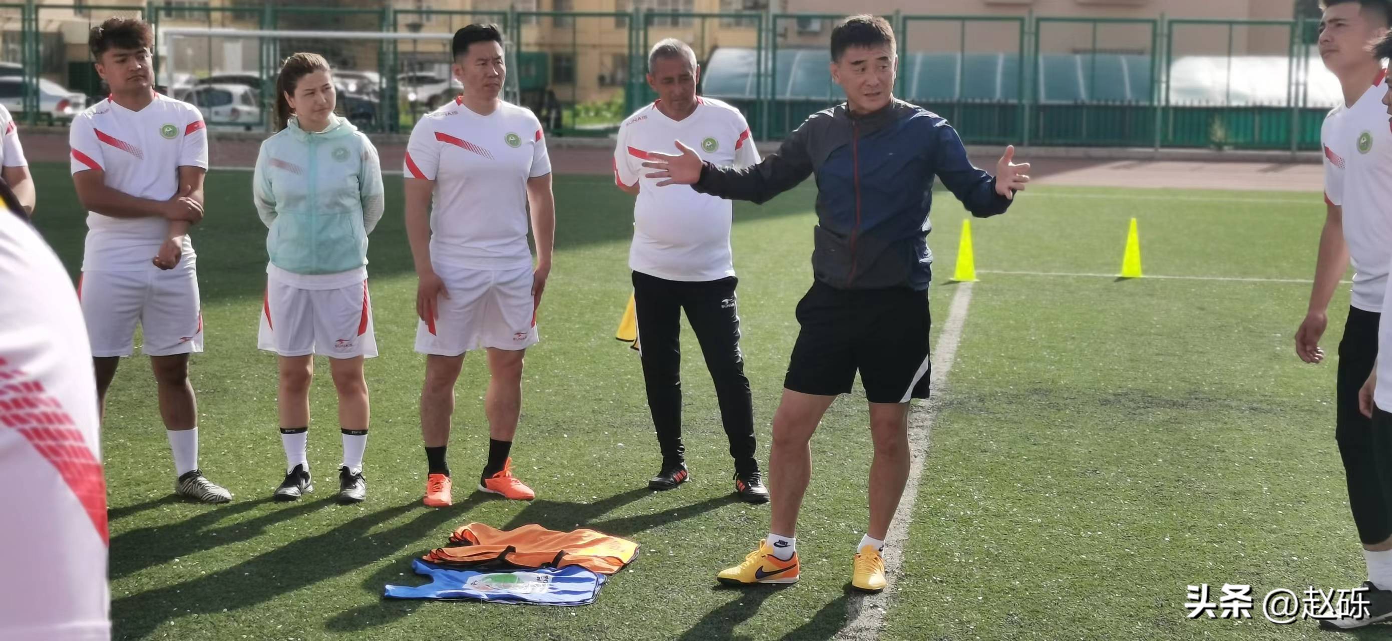 乌鲁木齐足球教练员培训,乌鲁木齐足球协会三级裁判员培训
